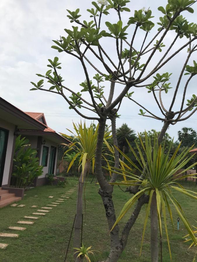 Tinna Resort Ban Nong Mai Ngam Dış mekan fotoğraf