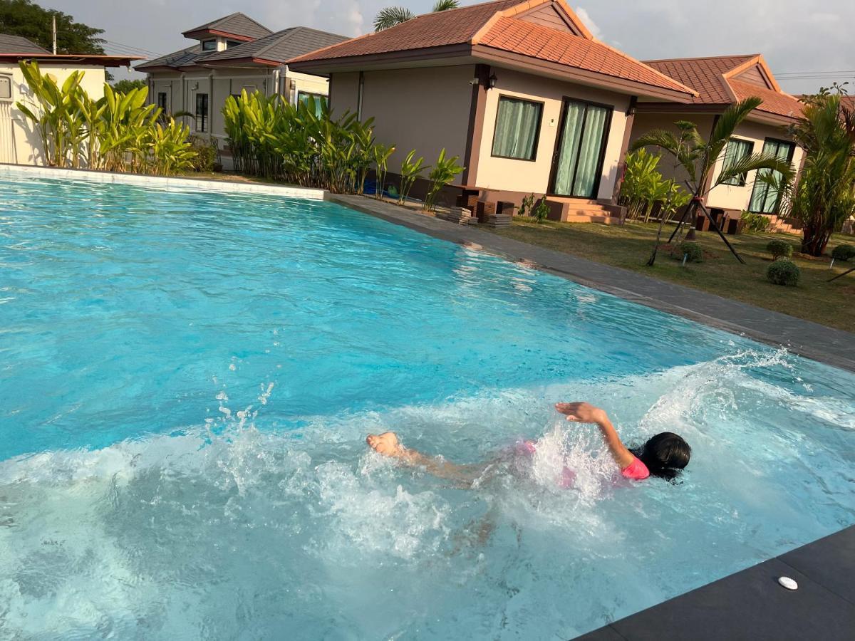 Tinna Resort Ban Nong Mai Ngam Dış mekan fotoğraf
