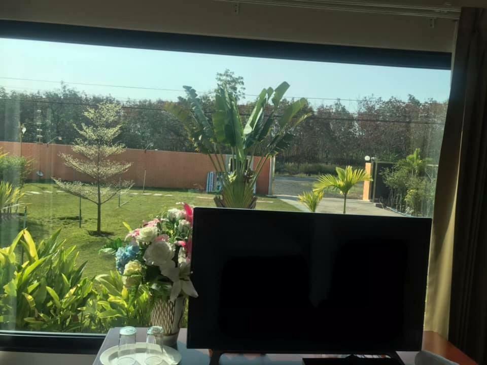 Tinna Resort Ban Nong Mai Ngam Dış mekan fotoğraf