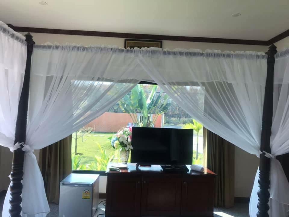 Tinna Resort Ban Nong Mai Ngam Dış mekan fotoğraf